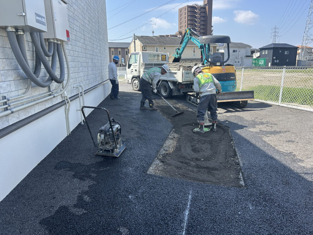 施工中